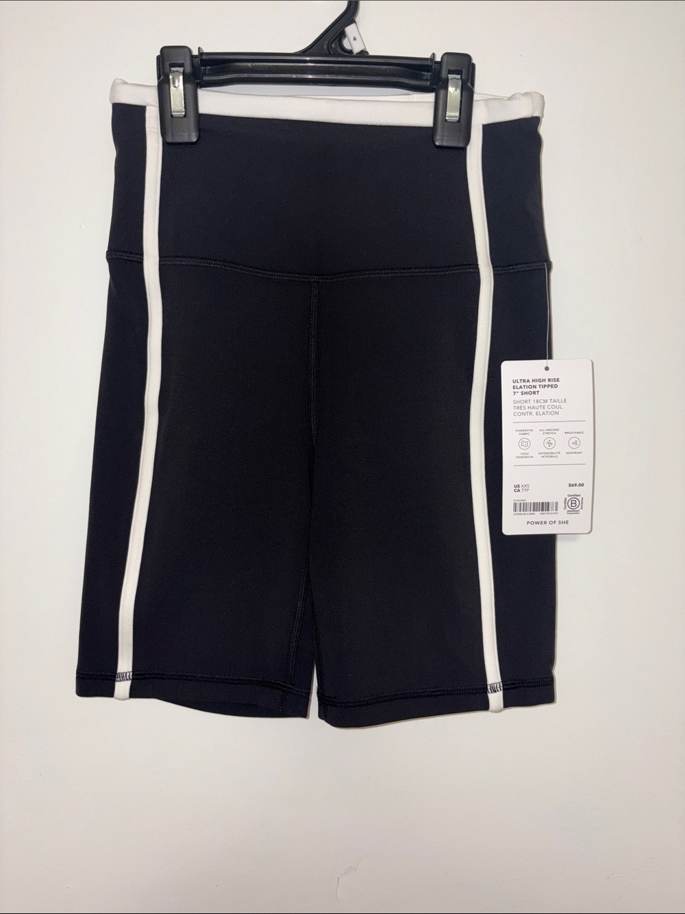 NWT Athleta Ultra High Rise Elation Tipped 7” Short Size XXS